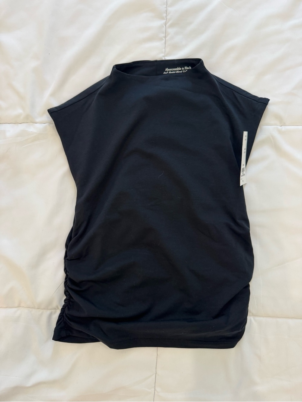 Abercrombie & Fitch Black Sleeveless Ruched Side top